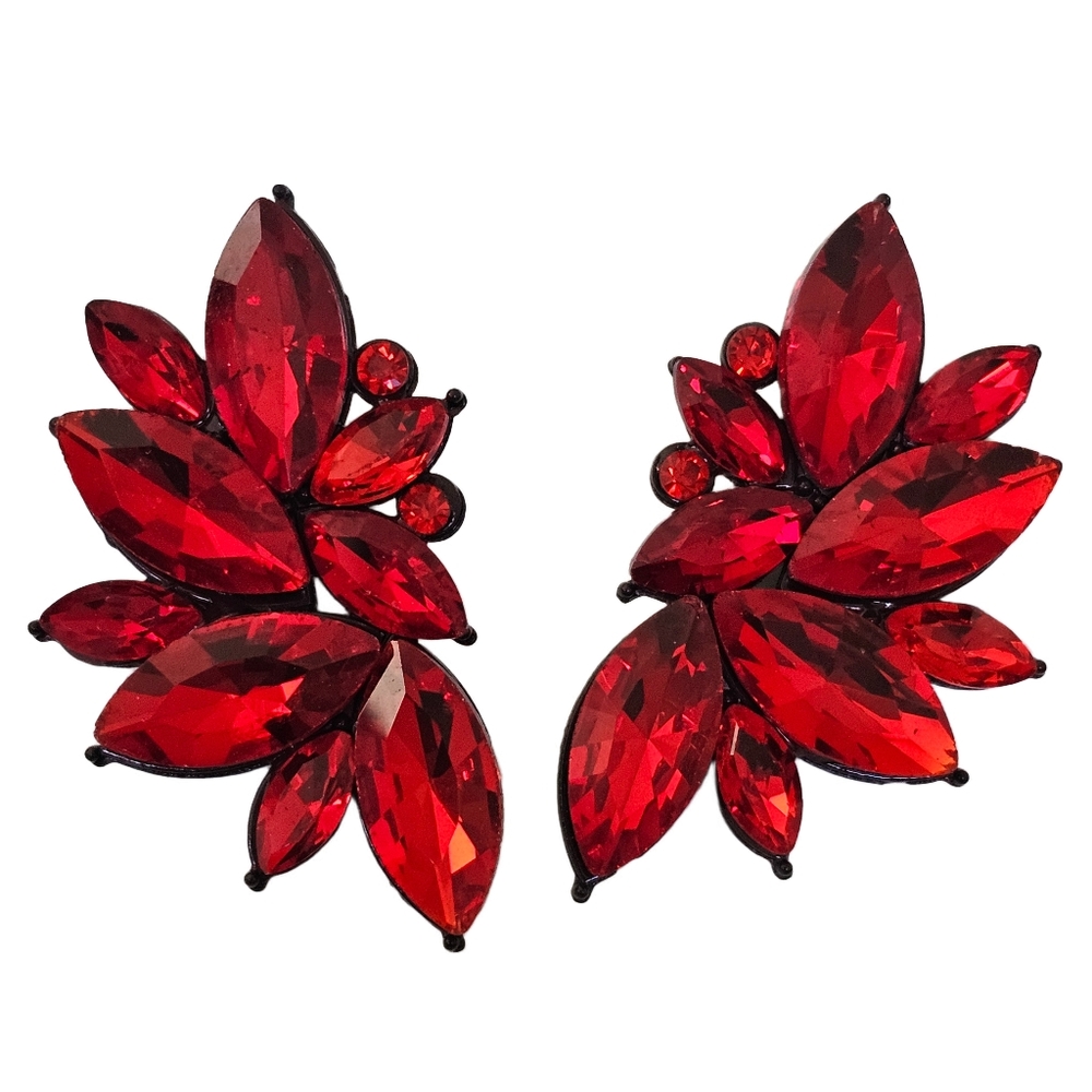 Floral Elegant Red Crystal Earrings